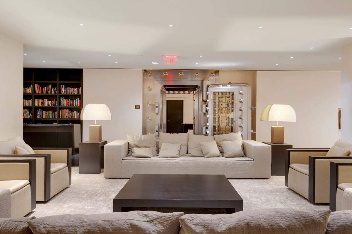 20 Pine Street, Unit 1217 Manhattan, NY 10005 - Photo 28 of 37
