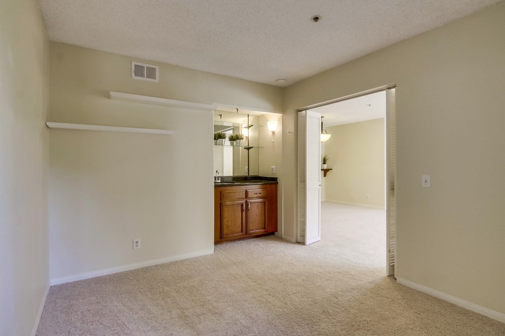 5665 Friars Road, Unit 203 San Diego, CA 92110 - Photo 7 of 25