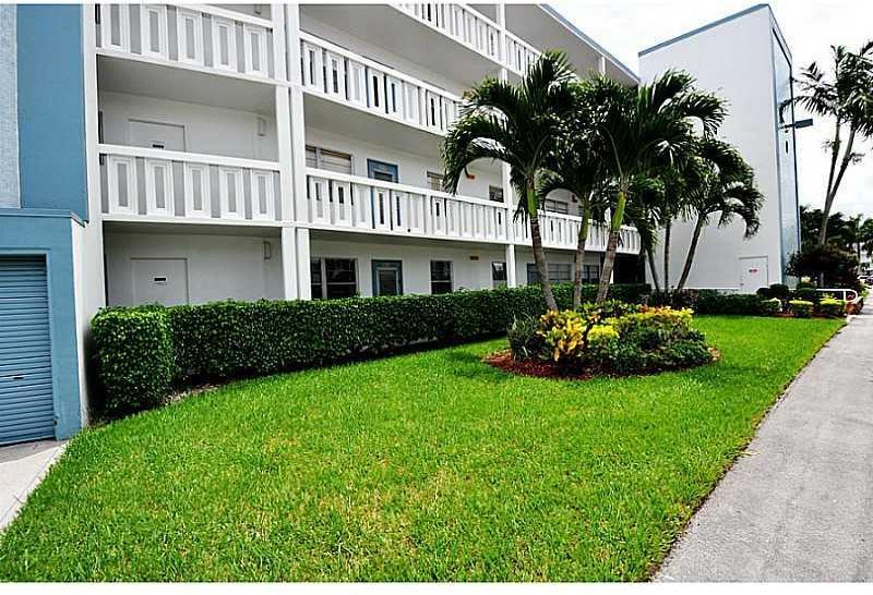 1030 Exeter, Unit 1030 Boca Raton, FL 33434 - Photo 17 of 19