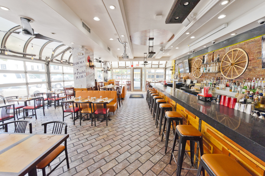 22-03 35th Street, Unit 1 Queens, NY 11105 - Photo 5 of 6