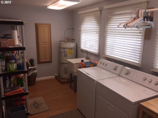 602 Evergreen Loop Reedsport, OR 97467 - Photo 23 of 28 Gallery Image 23