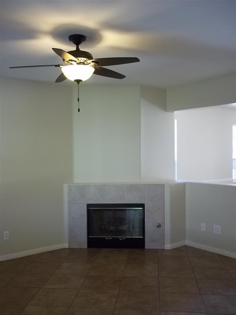 6920 Raven Pass Street Bakersfield, CA 93313 - Photo 3 of 10