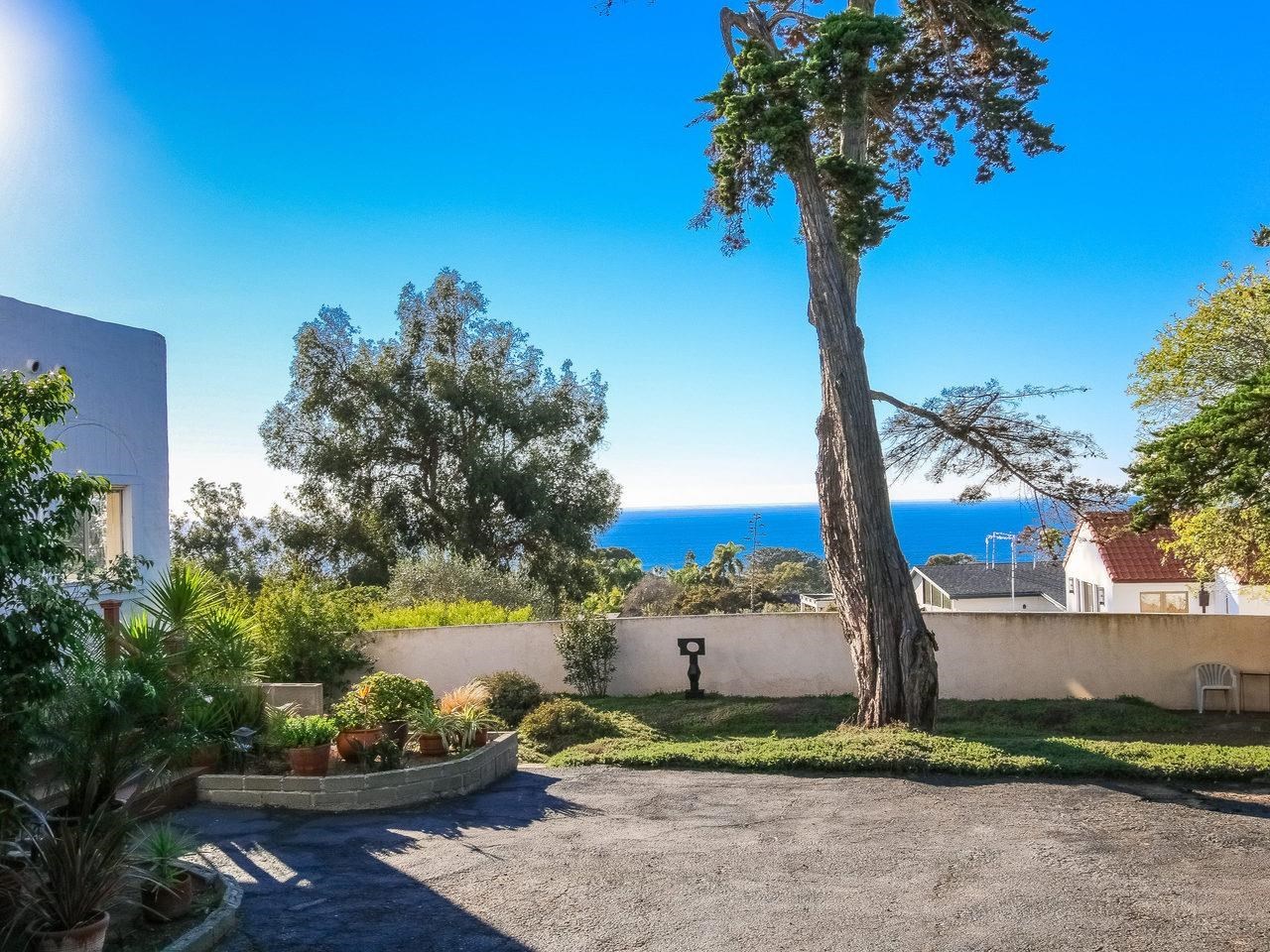 515 Rimini Road Del Mar, CA 92014 - Photo 2 of 25