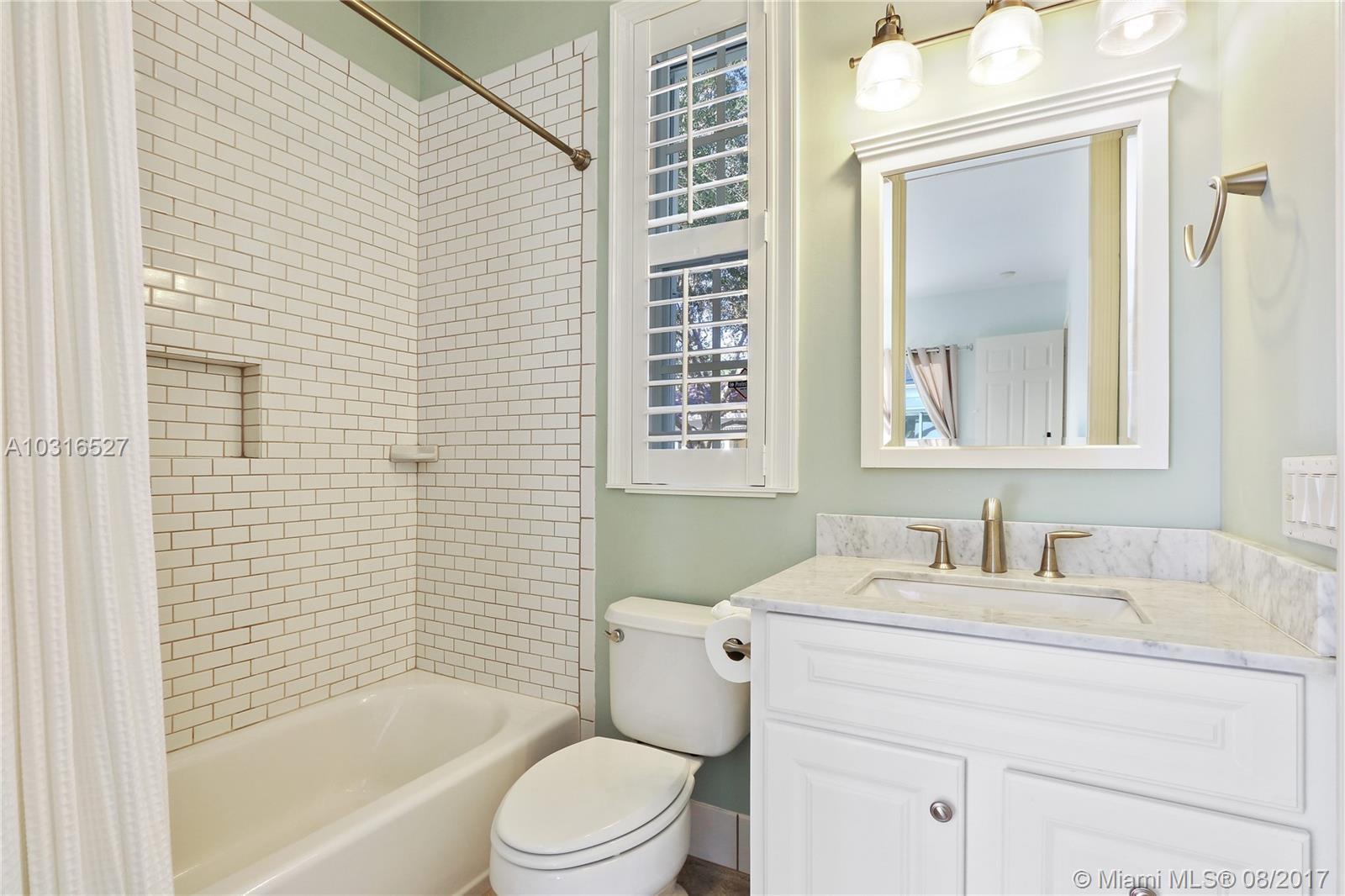 271 Barbados Drive Jupiter, FL 33458 - Photo 22 of 33