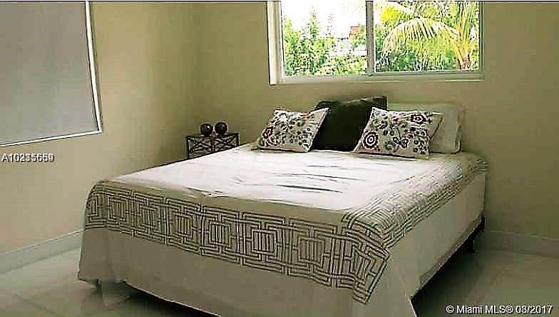 12388 North Bayshore Drive North Miami, FL 33181 - Photo 32 of 50