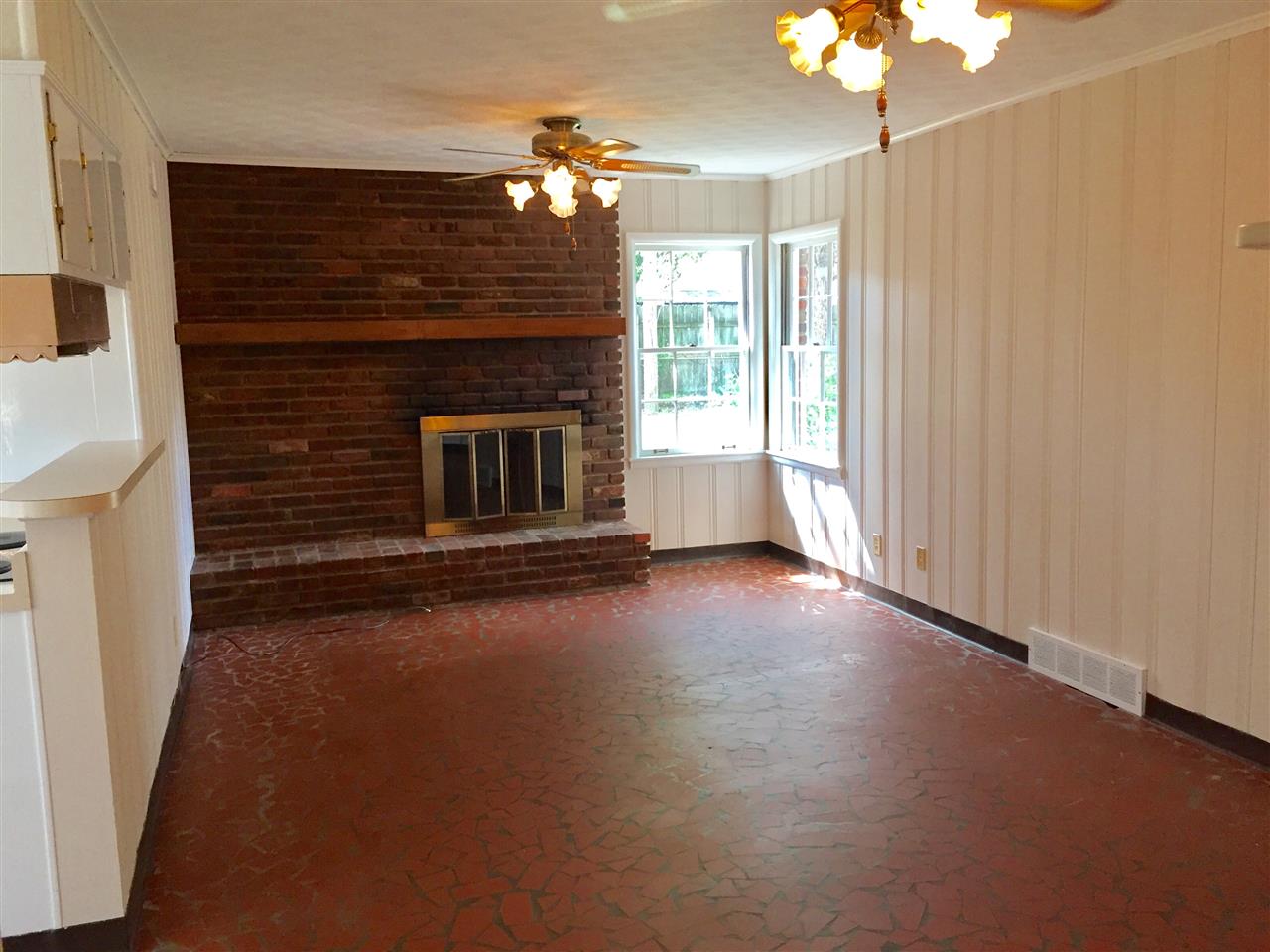 233 North Yates Road Memphis, TN 38120 - Photo 4 of 21