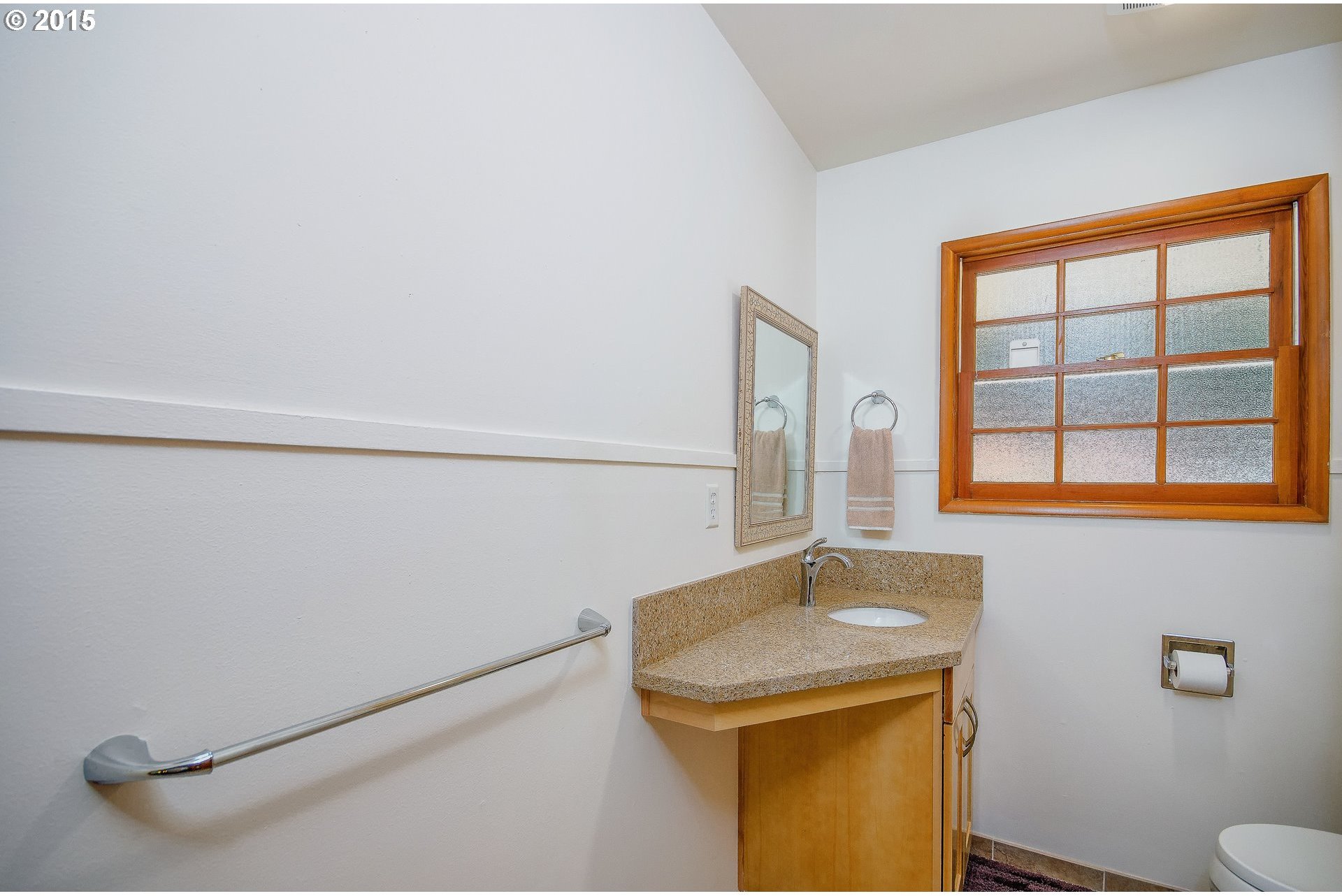 11620 Southwest Lancaster Road Portland, OR 97219 - Photo 9 of 21