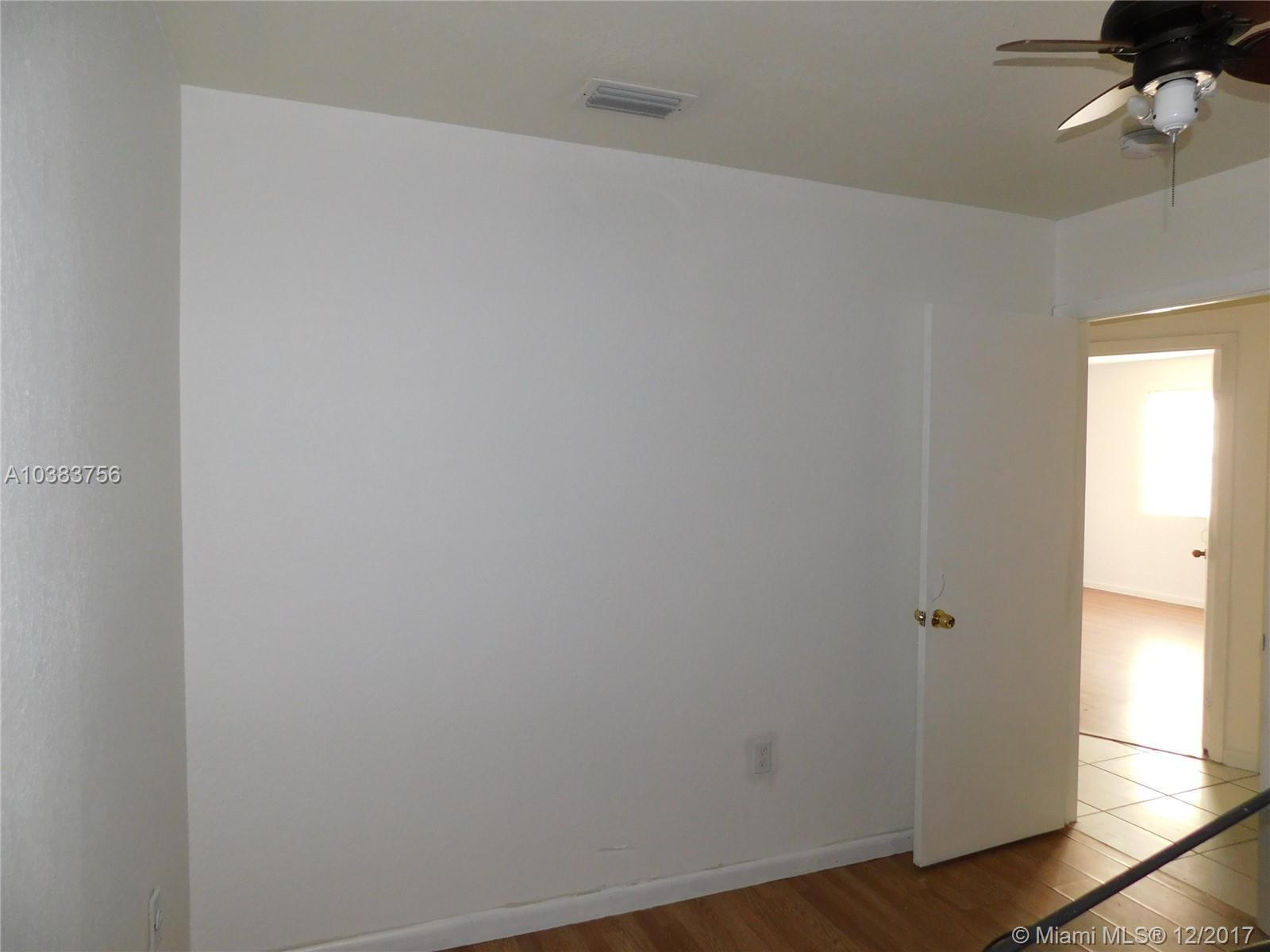 16301 Southwest 294th Street Homestead, FL 33033 - Photo 31 of 36