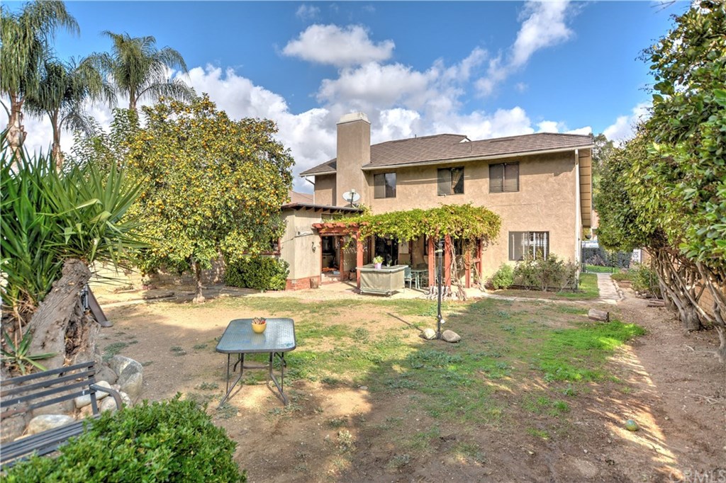 19 Deer Creek Road Phillips Ranch, CA 91766 - Photo 7 of 42