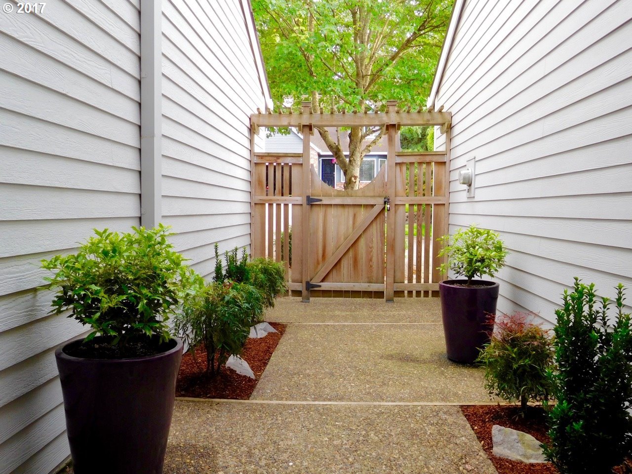 5113 Southwest Mitchell Street Portland, OR 97221 - Photo 2 of 16 Gallery Image 2