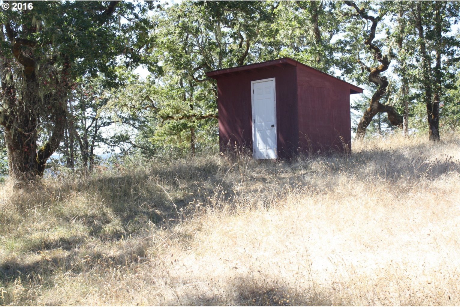 16033 Elkhead Road Oakland, OR 97462 - Photo 4 of 6