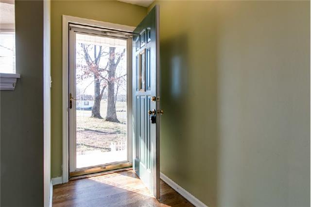 2000 Orion Jones Road Chapmansboro, TN 37035 - Photo 4 of 27 Storm doors for energy efficiency |