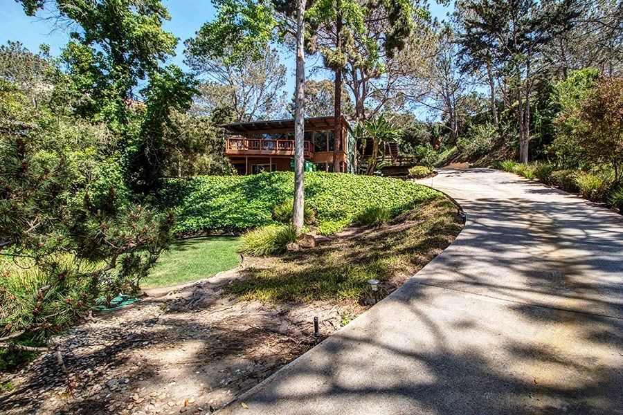 437 Pine Needles Drive Del Mar, CA 92014 - Photo 2 of 25