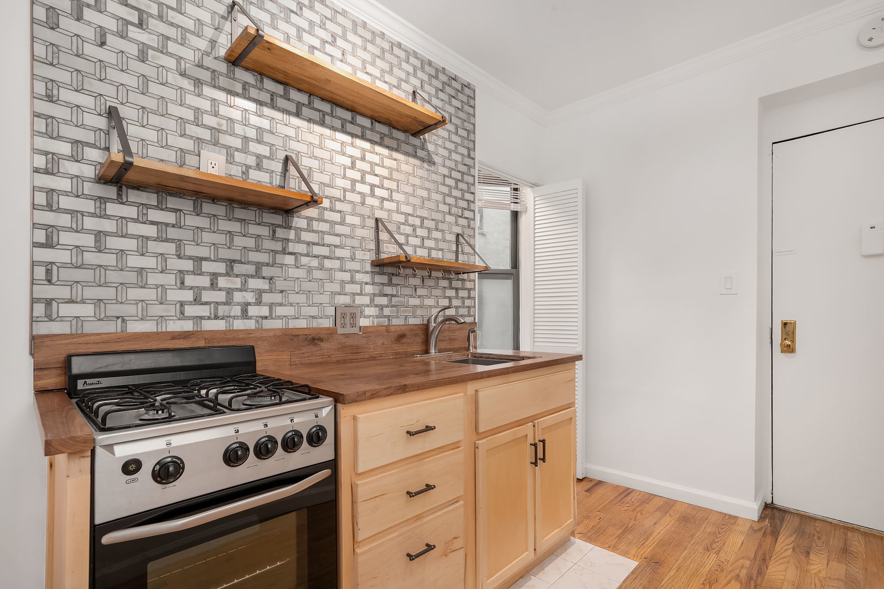 177 Thompson Street, Unit 19 Manhattan, NY 10012 - Photo 5 of 5