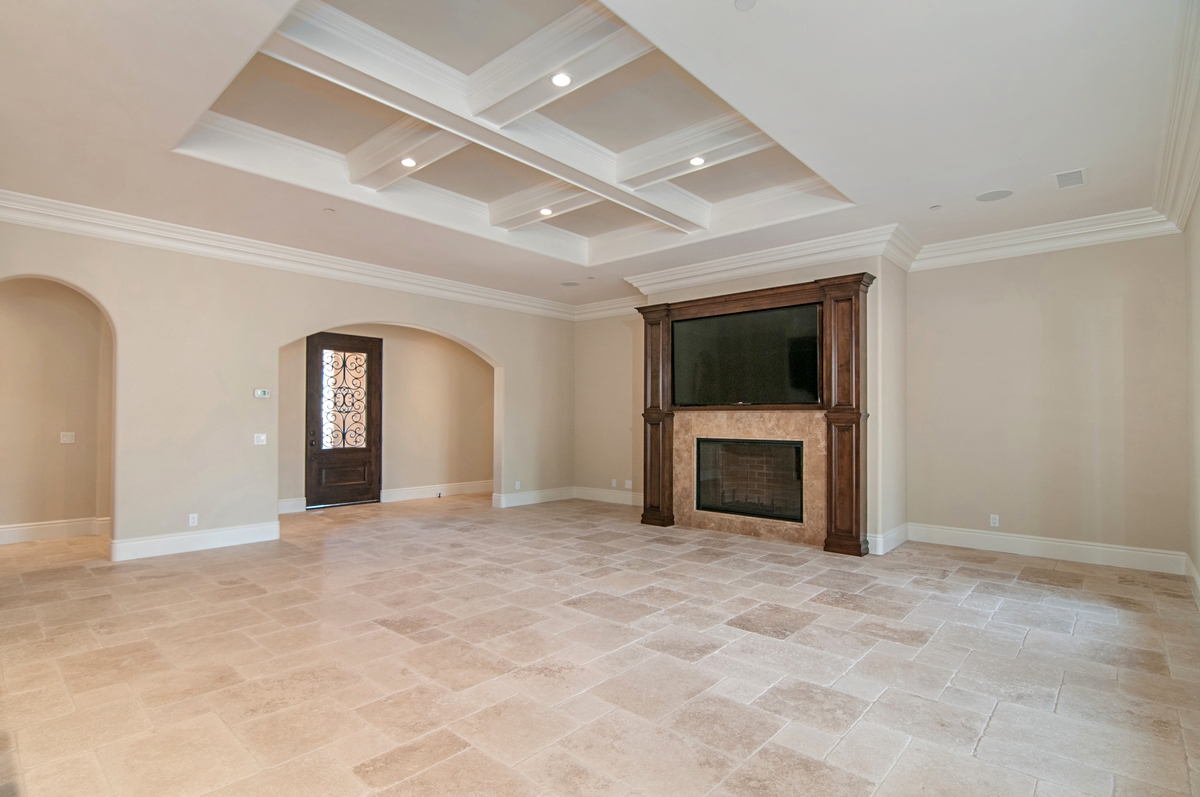 16771 Martincoit Road Poway, CA 92064 - Photo 5 of 18