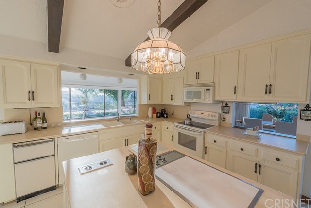 23945 Park Belmonte Calabasas, CA 91302 - Photo 21 of 56