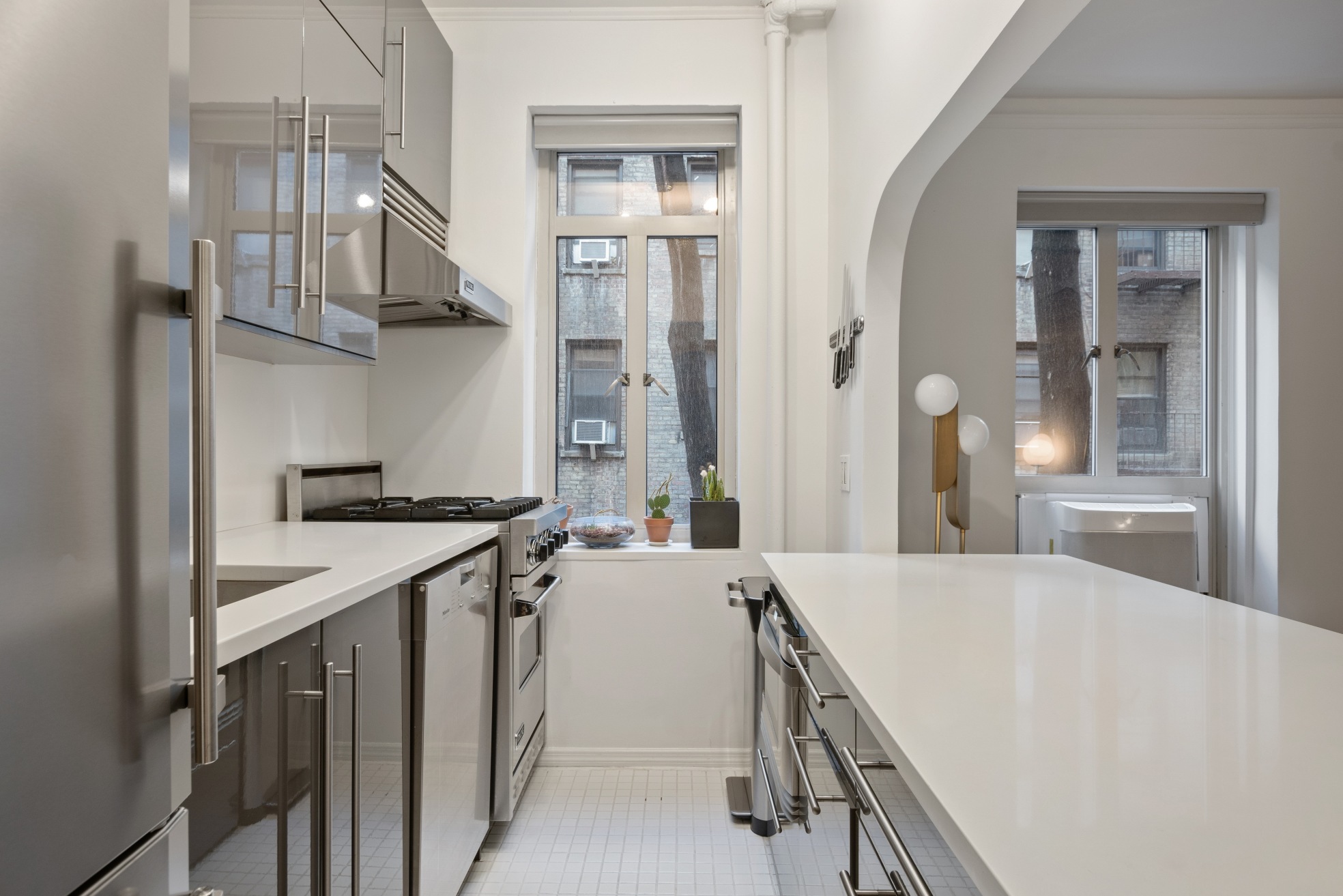 155 West 20th Street , Unit 2K Manhattan, NY 10011 - Photo 4 of 7