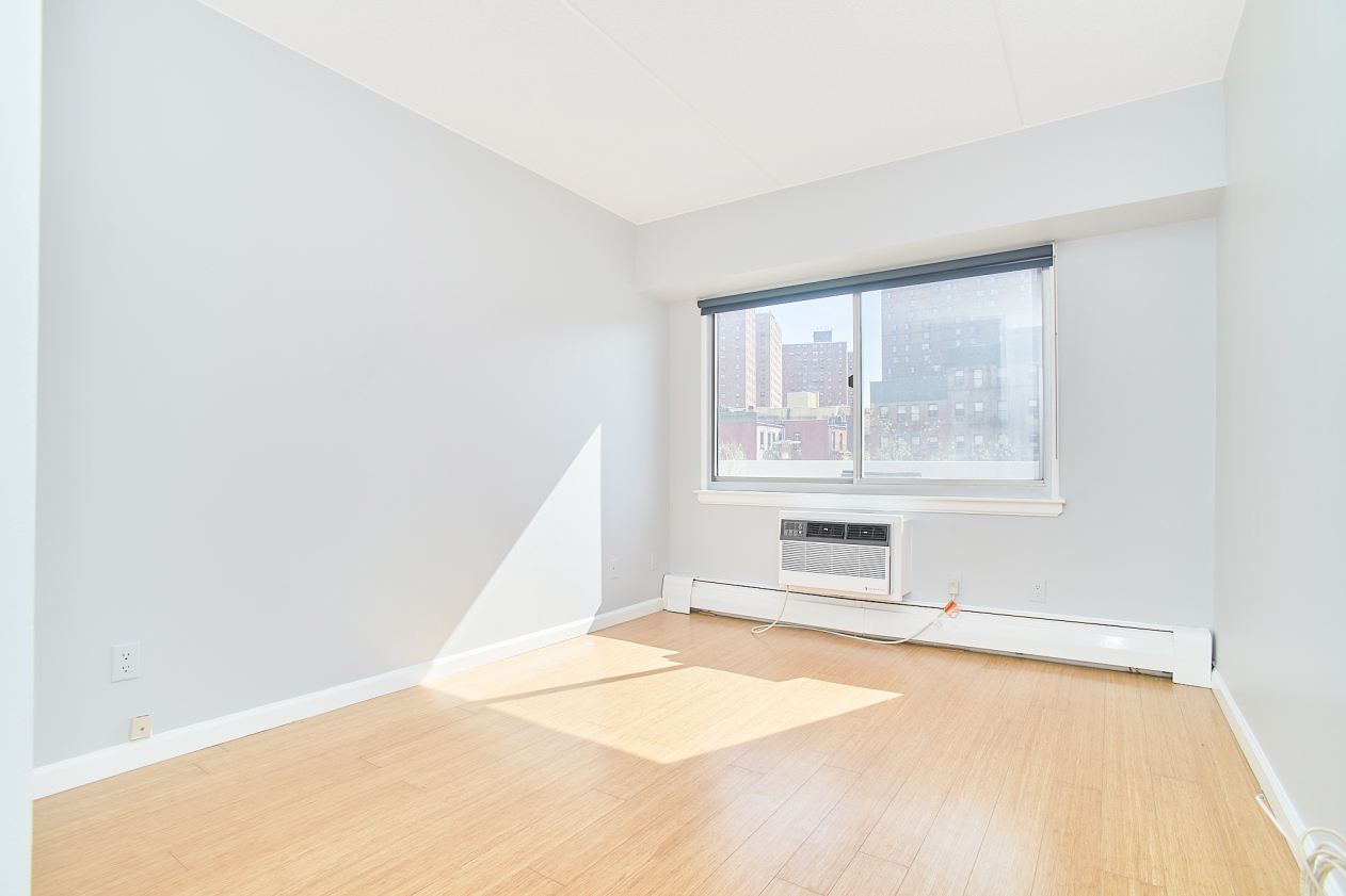 300 West 145th Street, Unit 2B Manhattan, NY 10039 - Photo 9 of 14