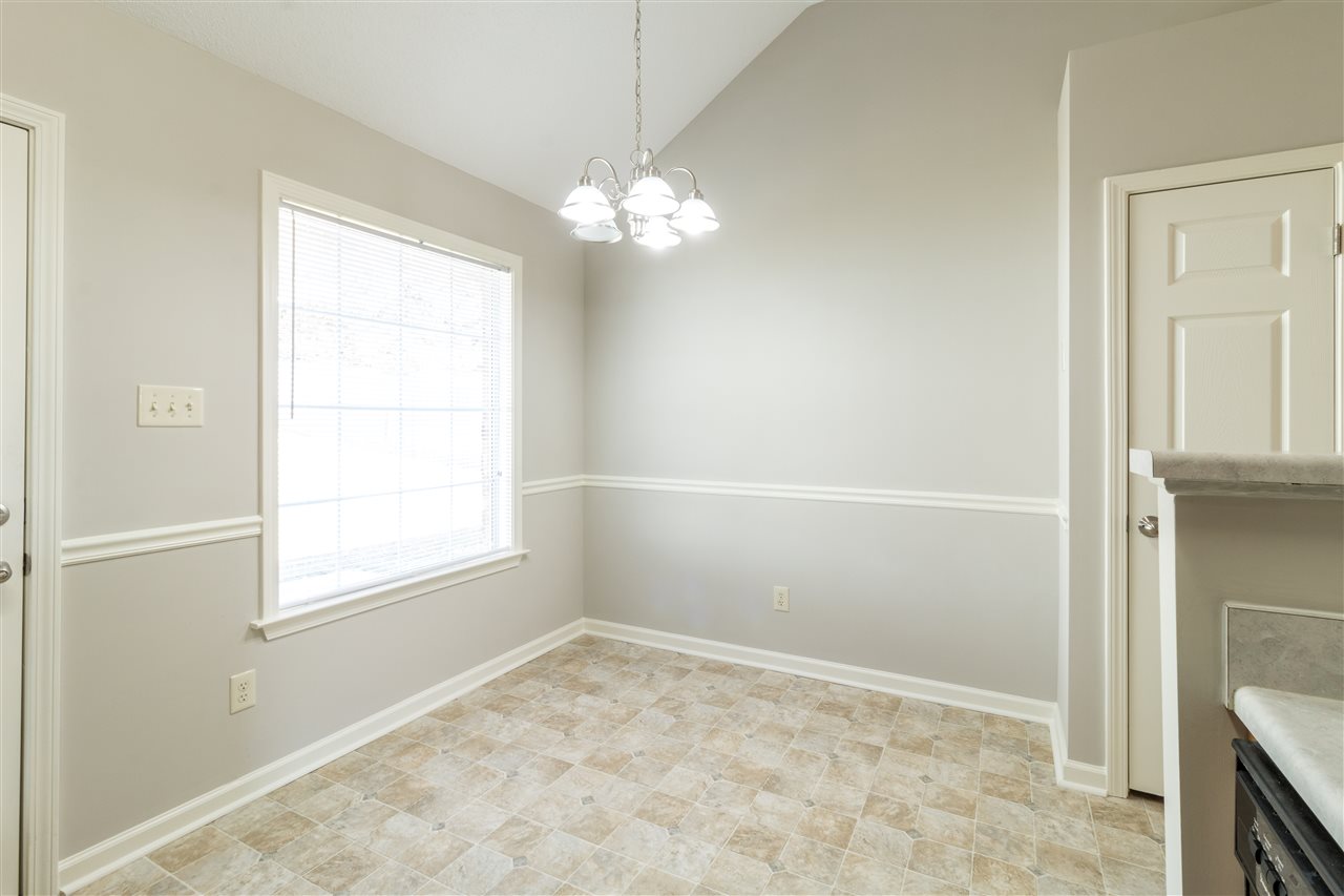 10100 Cameron Ridge Trail Memphis, TN 38016 - Photo 8 of 16 Gallery Image 8