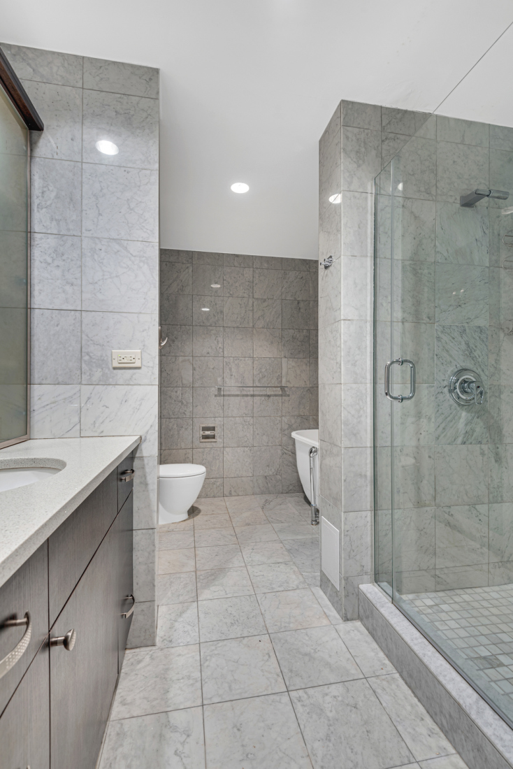 146 West 57th Street, Unit 41B Manhattan, NY 10019 - Photo 4 of 6