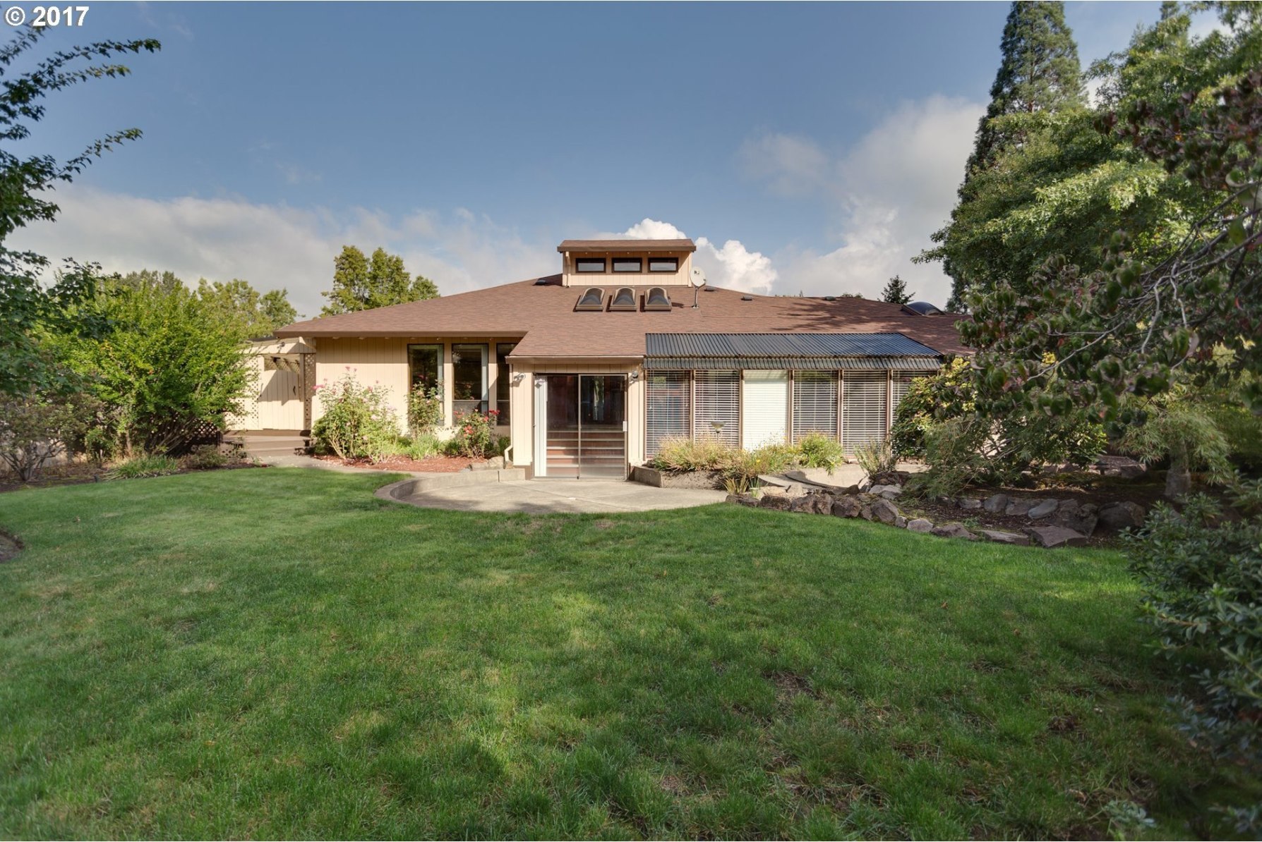 12830 Southwest Hart Road Beaverton, OR 97008 - Photo 14 of 18 Gallery Image 14
