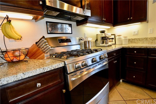 3327 View Ridge Drive Long Beach, CA 90755 - Photo 8 of 28