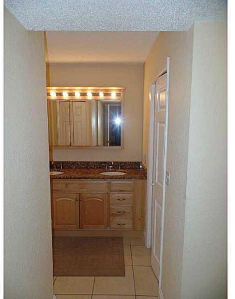 280 Racquet Club Road, Unit 102 Weston, FL 33326 - Photo 21 of 35