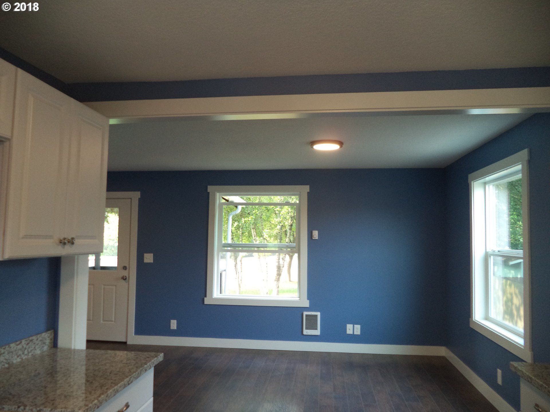 18905 Southwest Rosedale Court Beaverton, OR 97007 - Photo 6 of 17 Gallery Image 6