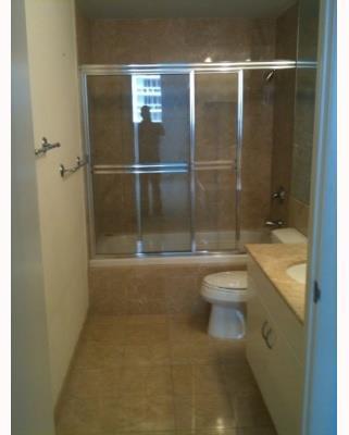 801 Brickell Key Boulevard, Unit 2208 Miami, FL 33131 - Photo 8 of 10