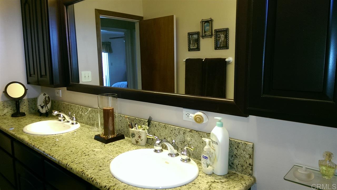 942 Deodar Road Escondido, CA 92026 - Photo 18 of 25