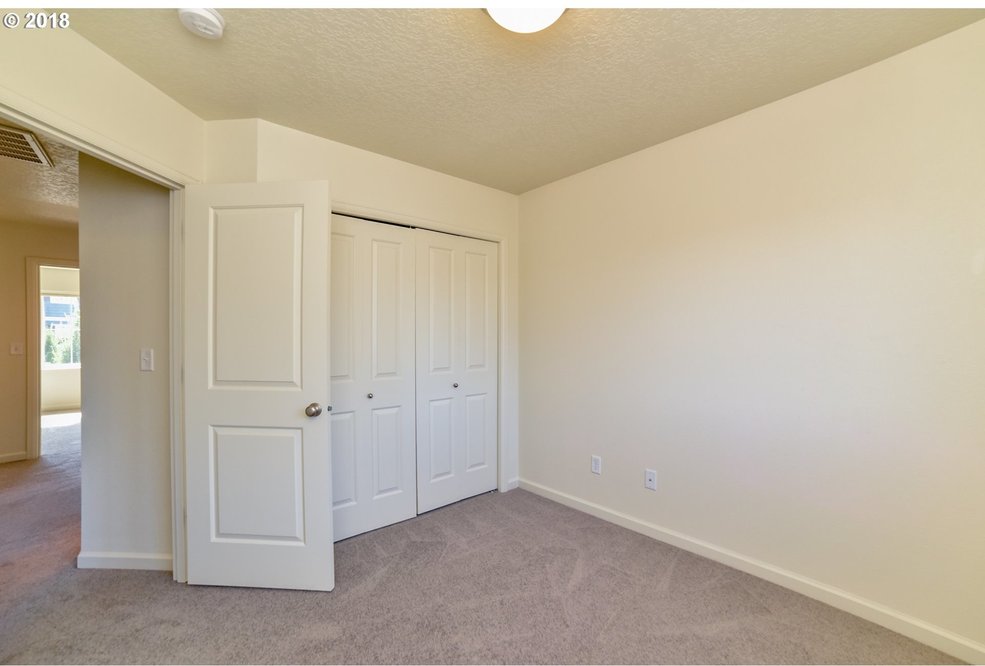 827 Southwest Windrose Terrace Beaverton, OR 97003 - Photo 10 of 32