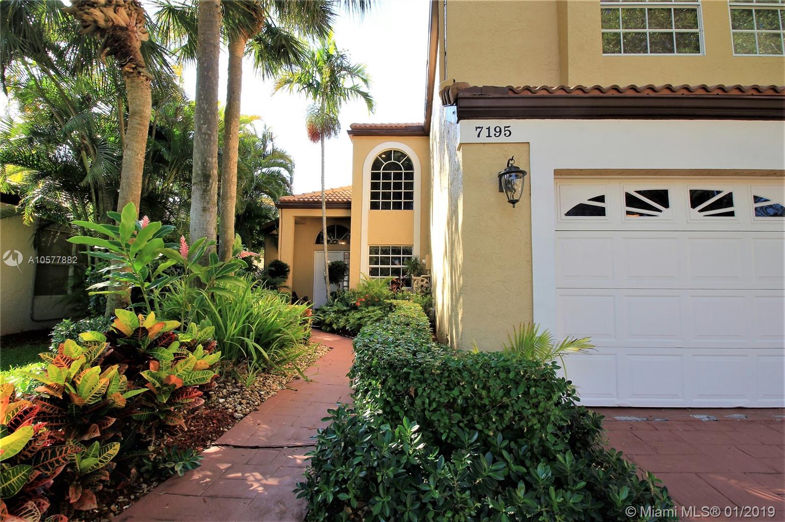 7195 Via Palomar Boca Raton, FL 33433 - Photo 3 of 46 Gallery Image 3