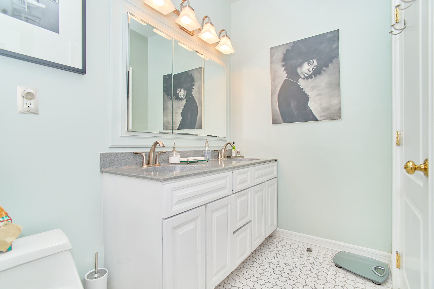 111 West 111th Street, Unit 2 Manhattan, NY 10026 - Photo 11 of 28