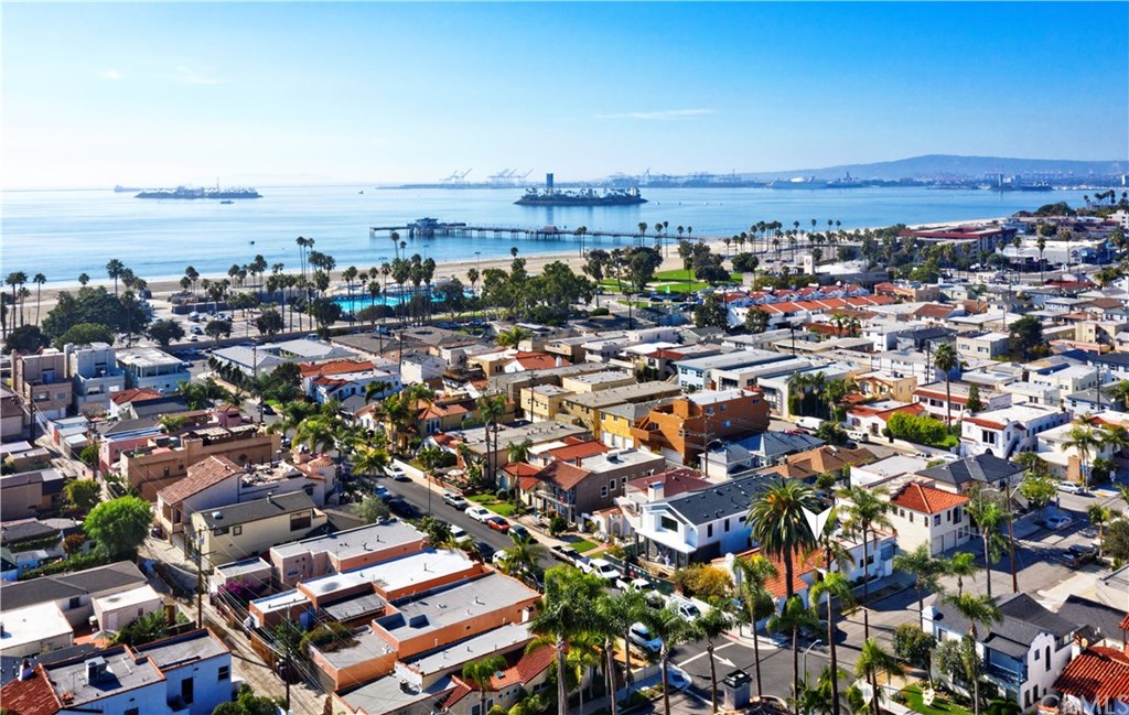 85 Prospect Avenue Long Beach, CA 90803 - Photo 2 of 21