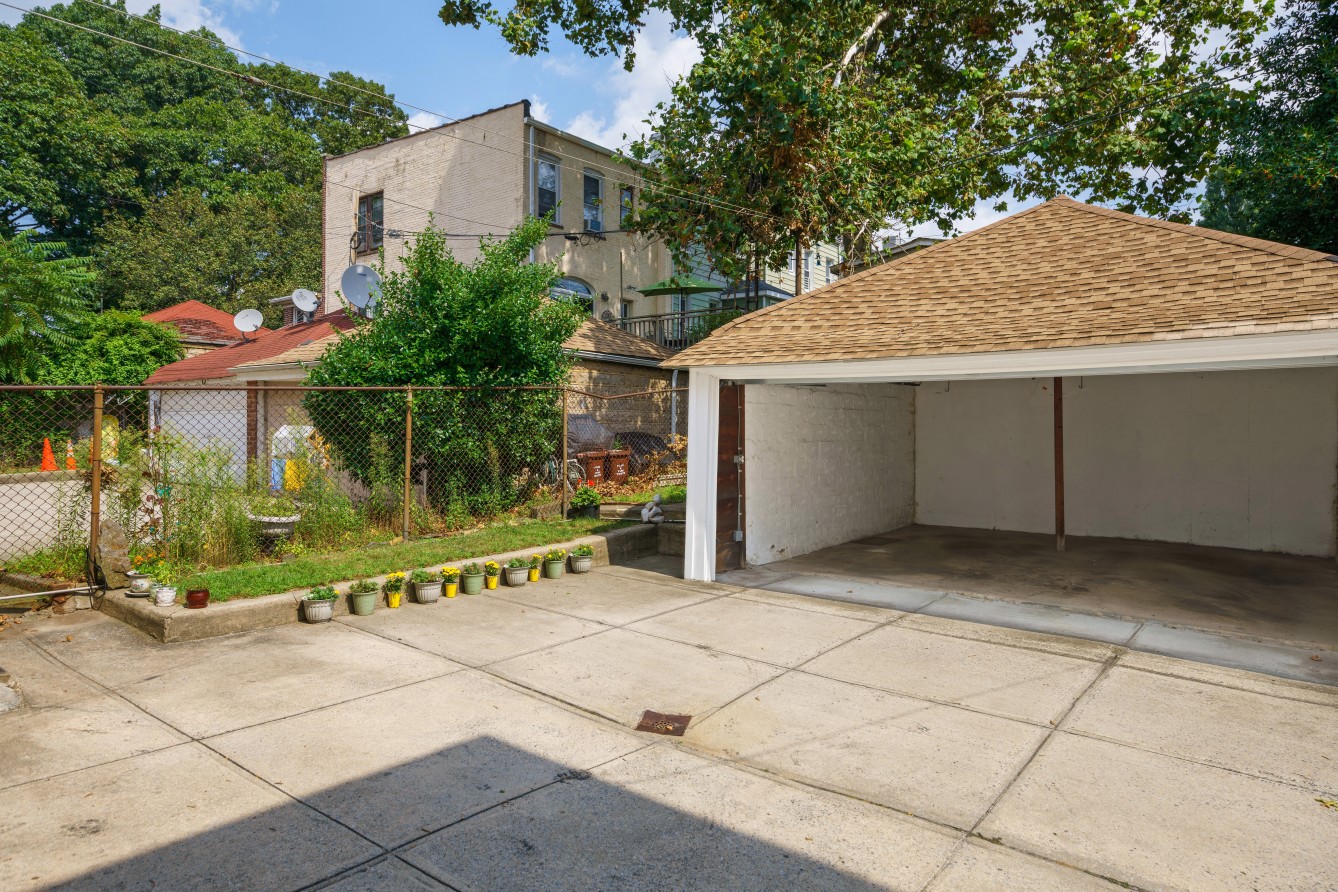 6811 Narrows Avenue Brooklyn, NY 11220 - Photo 2 of 11