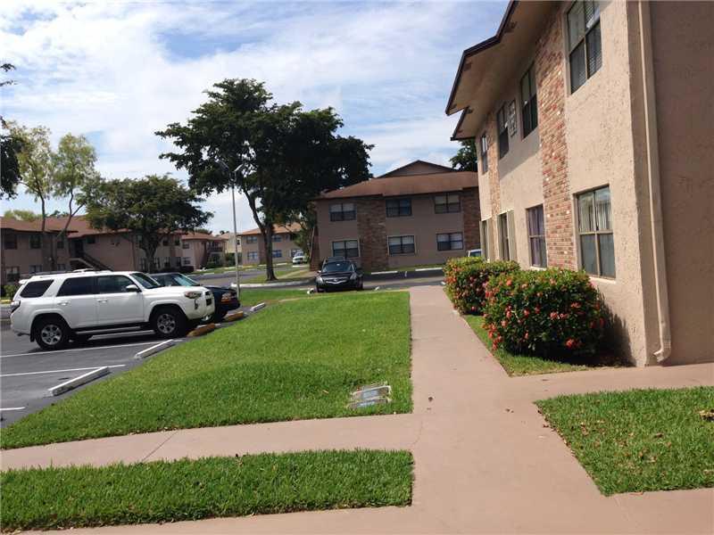 10048 Winding Lake Road, Unit 101 Sunrise, FL 33351 - Photo 17 of 25 Gallery Image 17