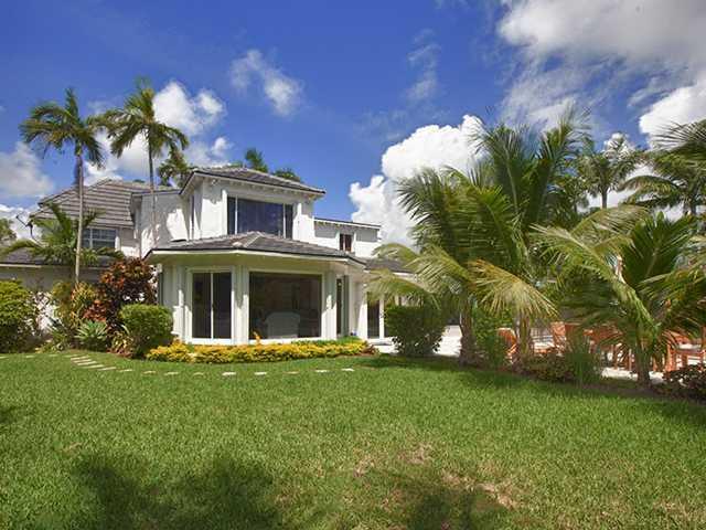 1437 Biscaya Drive Surfside, FL 33154 - Photo 4 of 12