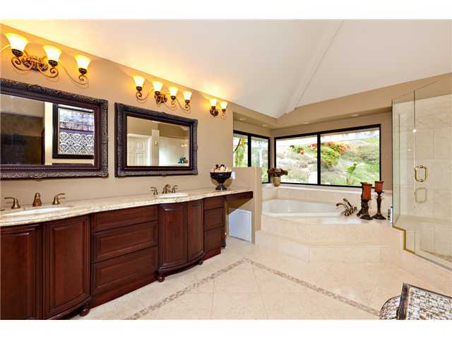13868 Del Poniente Road Poway, CA 92064 - Photo 10 of 15 Gallery Image 10
