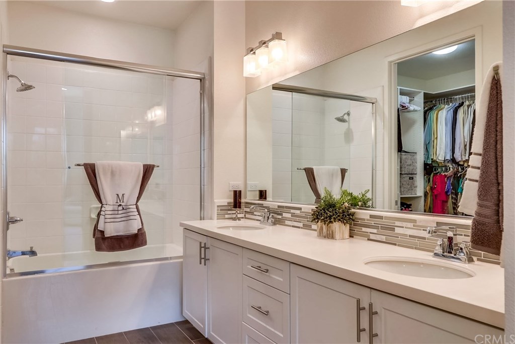 407 Trailblaze Irvine, CA 92618 - Photo 21 of 52