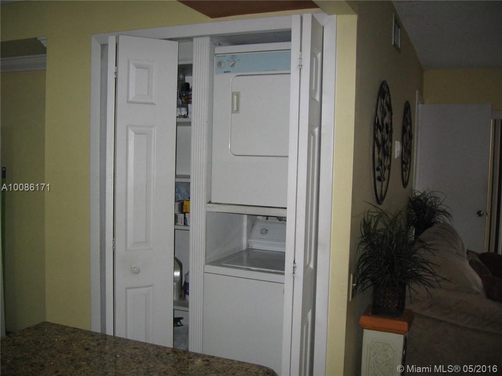 Kendall Miami, FL 33173 - Photo 12 of 16