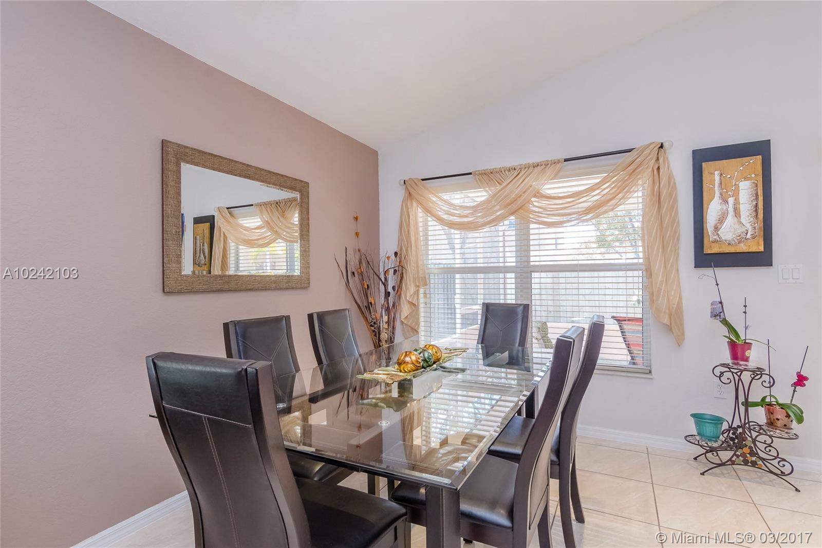 1940 Southeast 14th Court Homestead, FL 33035 - Photo 16 of 30