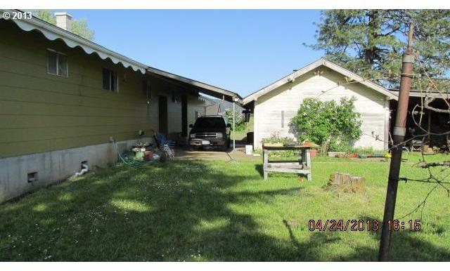 4477 Nonpareil Road Sutherlin, OR 97479 - Photo 8 of 13