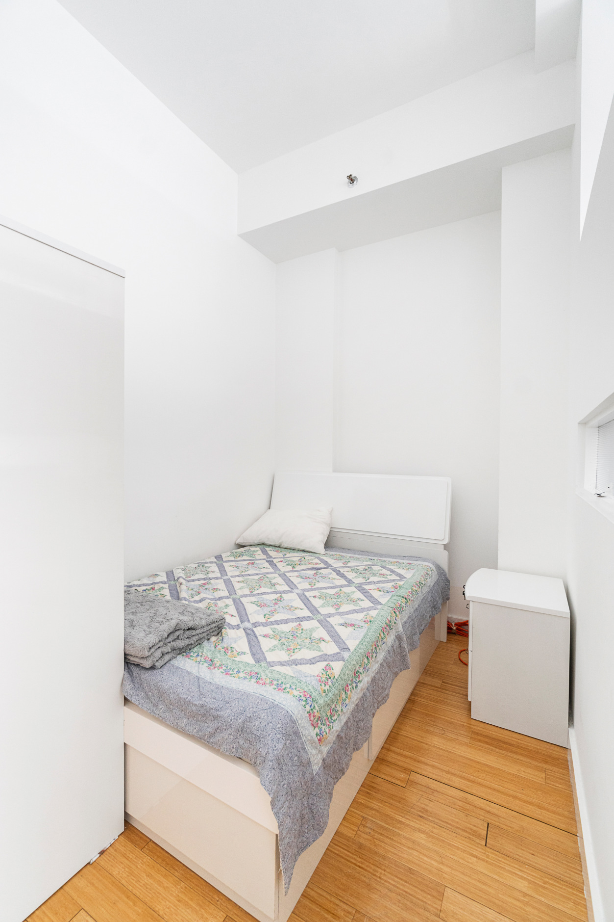 19 St Marks Place, Unit 4I Manhattan, NY 10003 - Photo 9 of 9