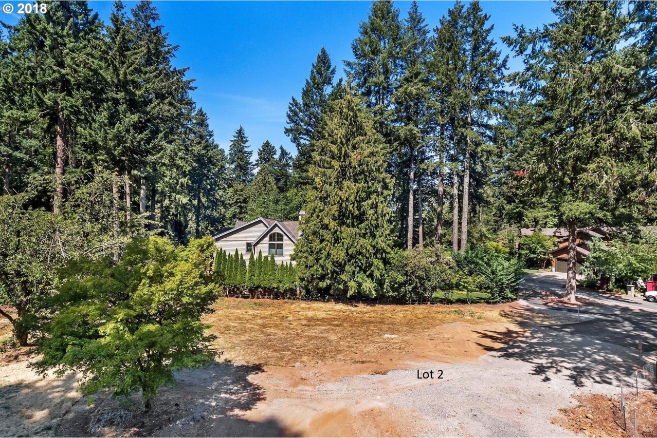 563 Country Club Road, Unit 1 Lake Oswego, OR 97034 - Photo 6 of 13 Gallery Image 6