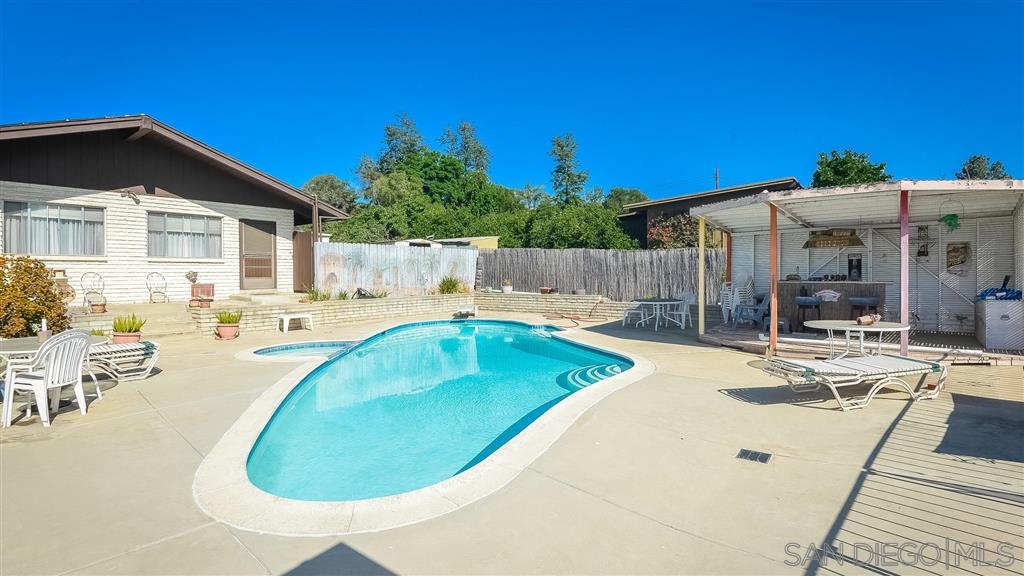 756 Hamilton Lane Fallbrook, CA 92028 - Photo 18 of 25