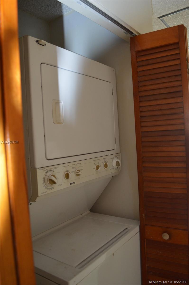 1001 Southwest 13th Avenue Miami, FL 33135 - Photo 3 of 22