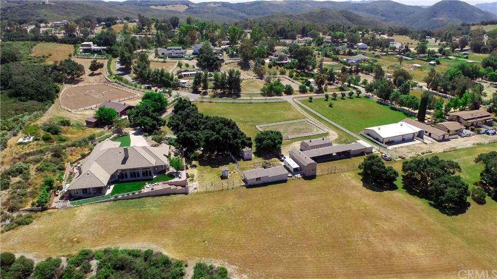 38421 Carrillo Road Fallbrook, CA 92028 - Photo 45 of 57