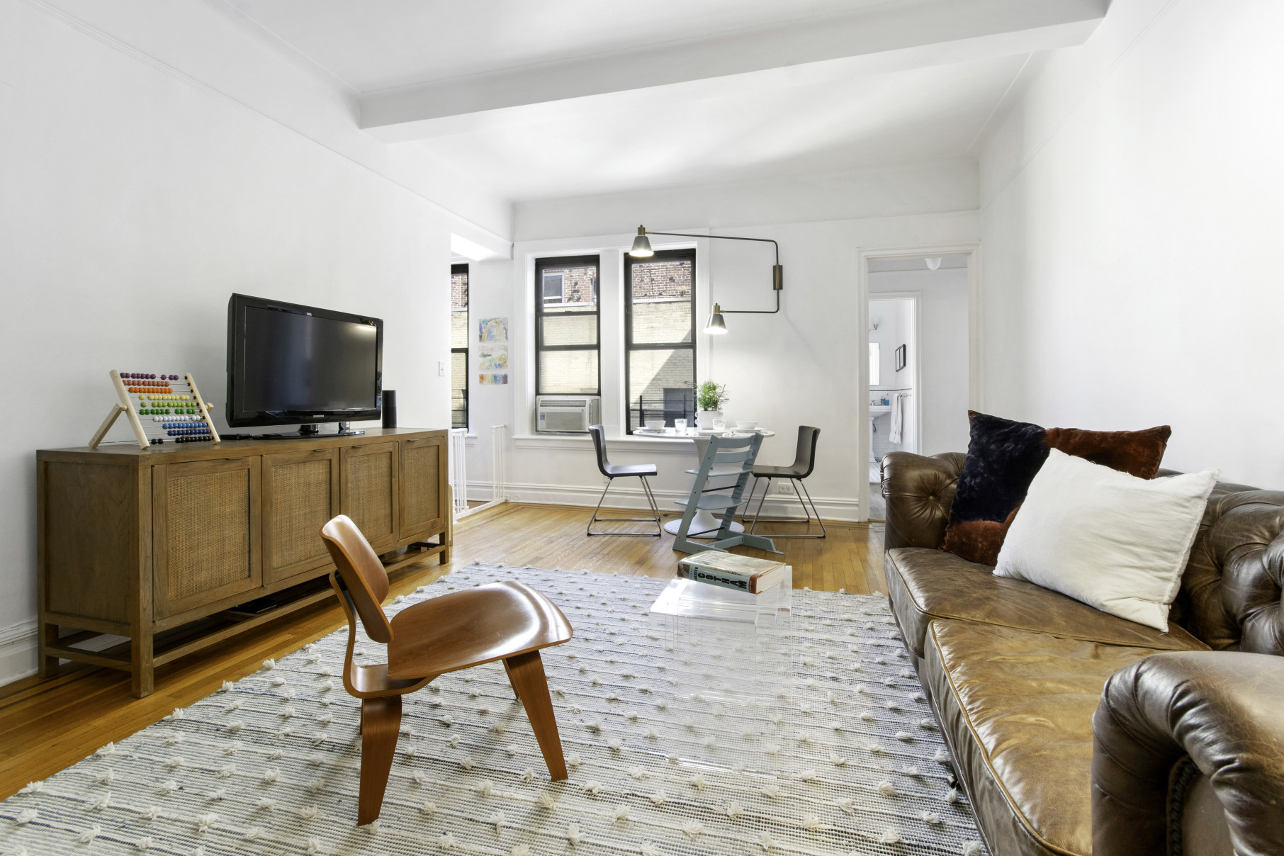 41 West 72nd Street, Unit 17D Manhattan, NY 10023 - Photo 9 of 10