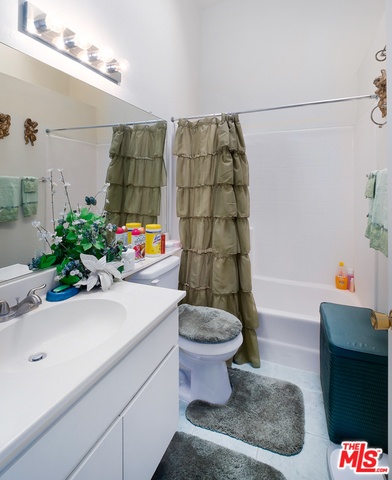 178 Racquet Club Drive Compton, CA 90220 - Photo 19 of 23 Gallery Image 19
