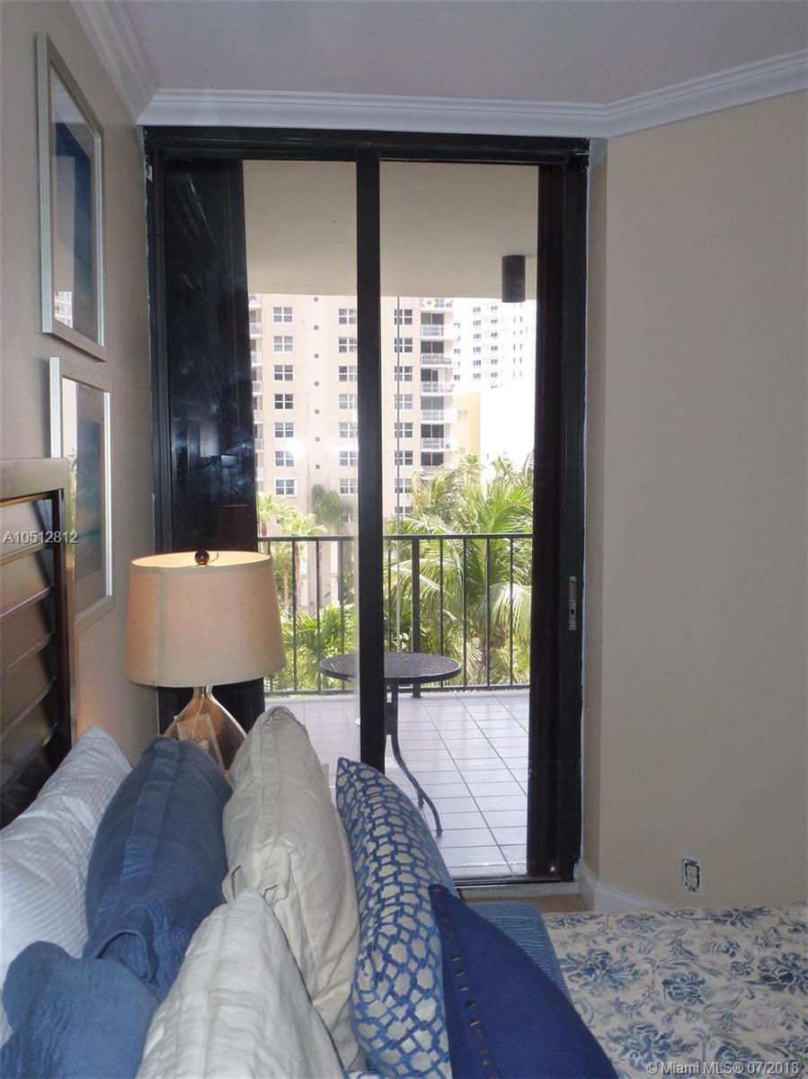 520 Brickell Key Drive, Unit A601 Miami, FL 33131 - Photo 16 of 23